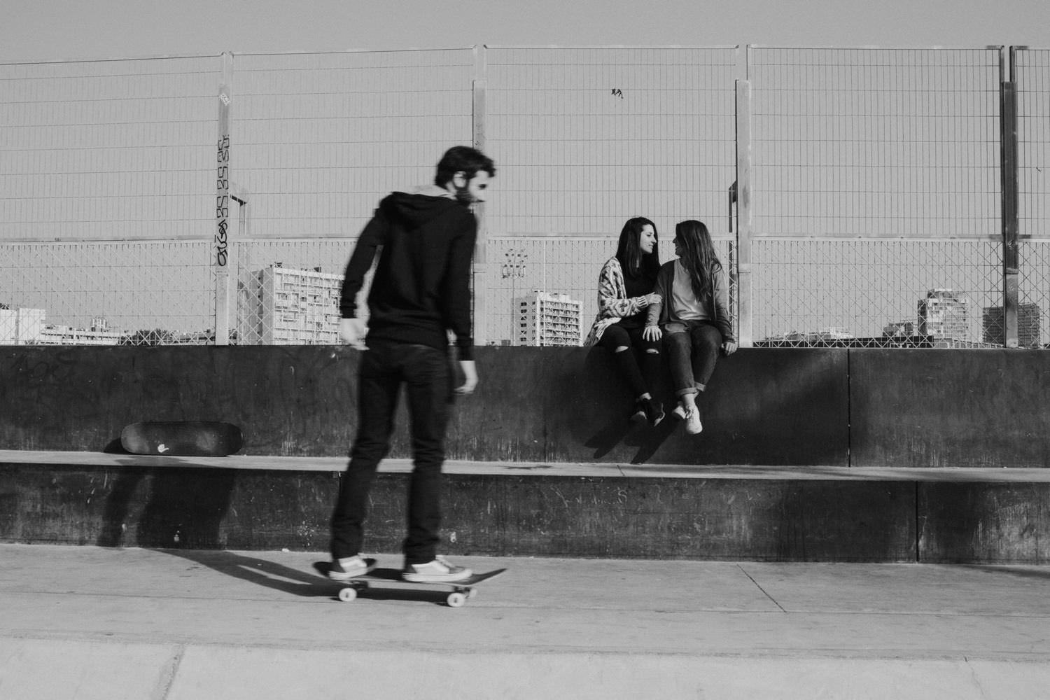 Skateboarder engagement session in Barcelona 0397